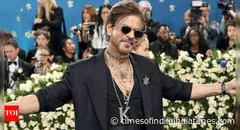 Shah Rukh Khan turns Met Gala into his royal court