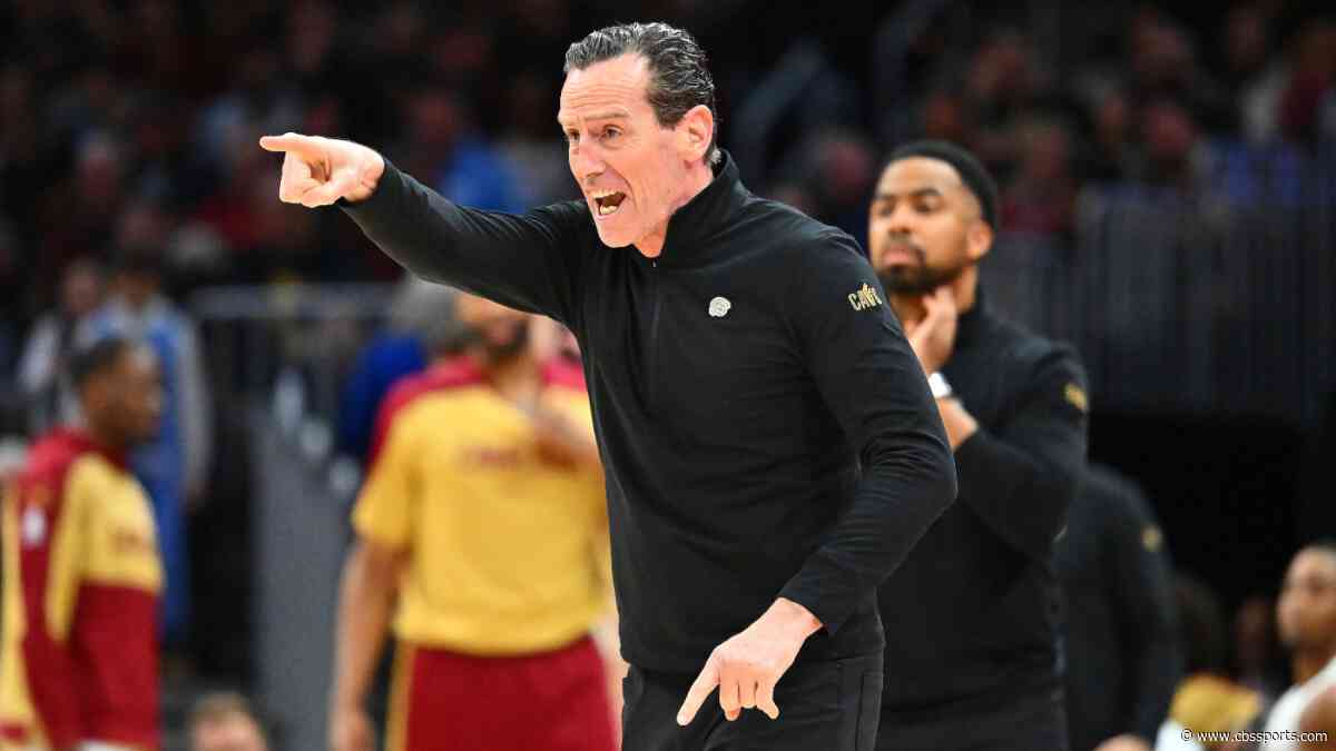 Cavaliers' Kenny Atkinson named NBA Coach of the Year after leading Cleveland to East's No. 1 seed