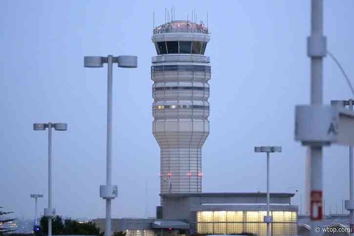 Landing flight at Reagan National forced to ‘go-around’ because of another plane on runway