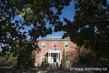 Carney moving into Rideau Cottage while 24 Sussex remains vacant