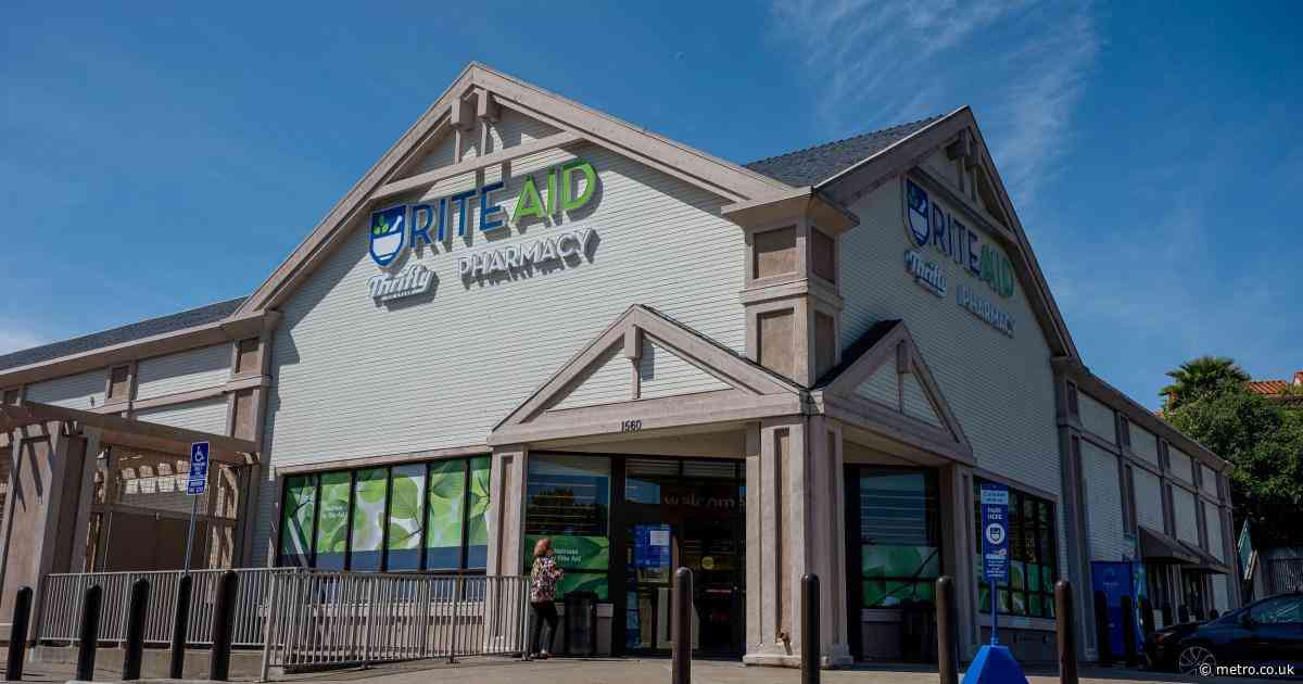 Major drugstore chain files bankruptcy again after closing 800 stores
