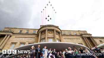 Red Arrows, royals, veterans and tea: VE Day at 80 in pictures