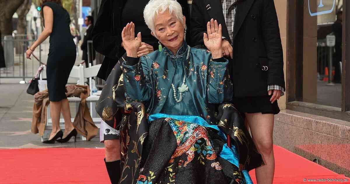 Altersrekord: 98-jährige Lisa Lu mit Hollywood-Stern geehrt