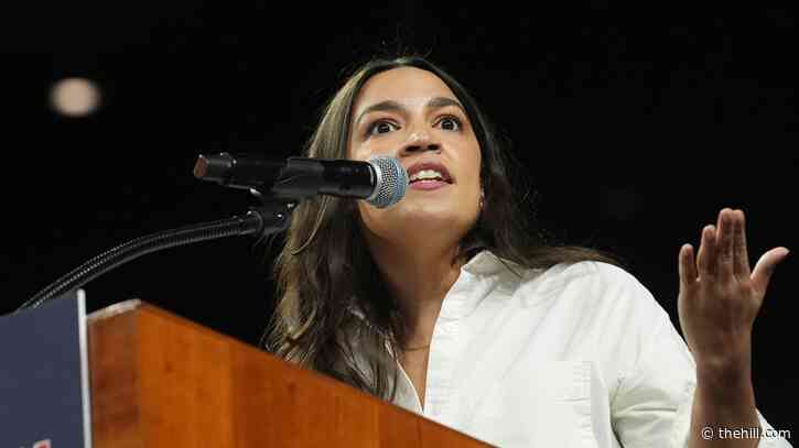 Ocasio-Cortez passes on top Oversight Committee position bid