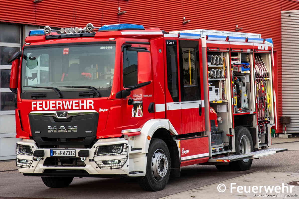 Mit Tragkraftspritze und Rettungssatz