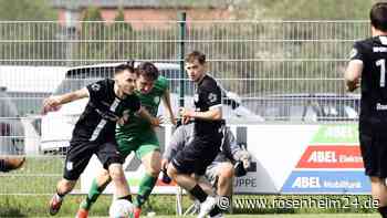 Last-Minute-Gegentreffer in Buchbach: Sportbund Rosenheim kassiert Niederlage in Unterzahl