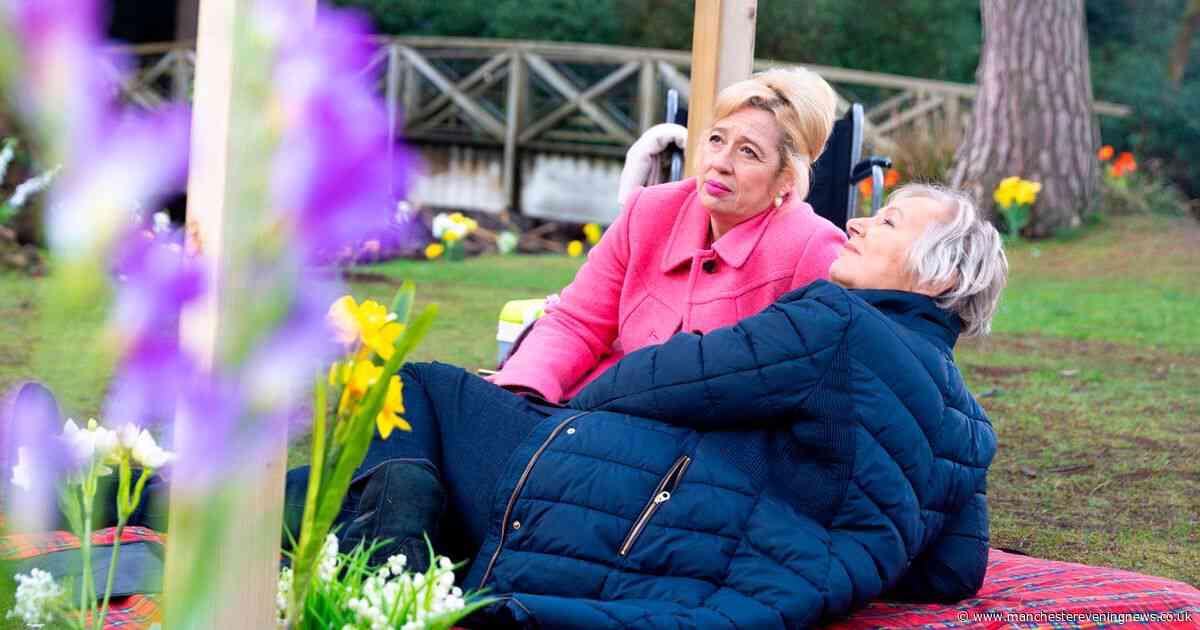 Coronation Street resident in 'murder' twist fear in aftermath of Julie Carp's tragic death