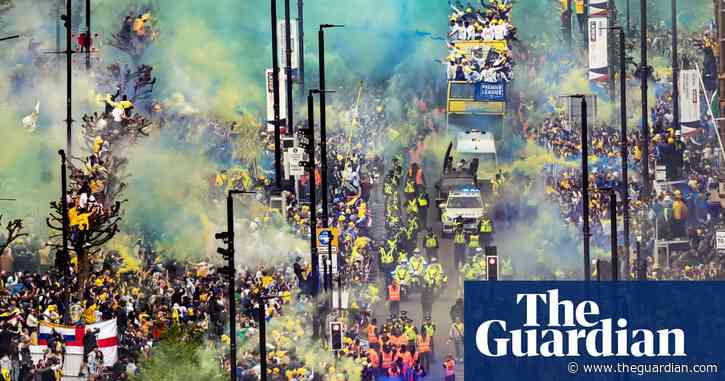 Leeds chair vows club will be ‘one of the best in all of Europe’ at open-top bus parade