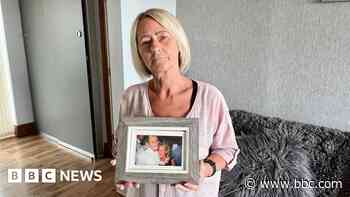 Infected blood family angry after payout delay