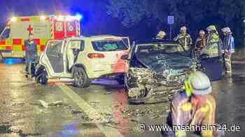 Italienerin (46) wird bei Unfall auf der St2094 in Auto eingeklemmt und schwer verletzt