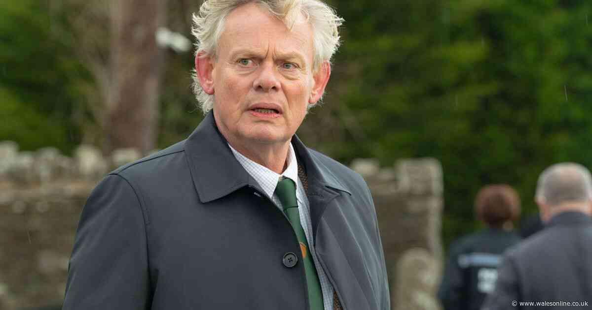 Martin Clunes 'faked' shouting at Doc Martin star he 'loved'