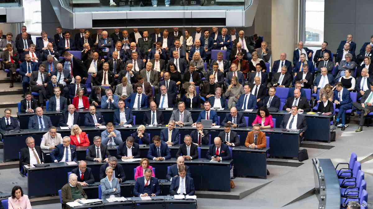 Er will sein "Umfeld schützen": Abgeordneter verlässt AfD-Bundestagsfraktion