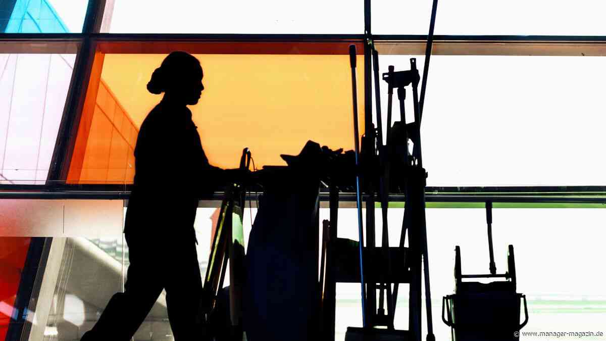 Büroreinigung: Tagsüber ist besser als nachts
