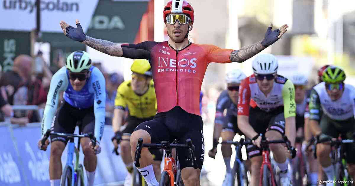 Topsprinter Caleb Ewan (30) verrast met aankondiging per direct te stoppen: ’Afgelopen jaren niet makkelijk’