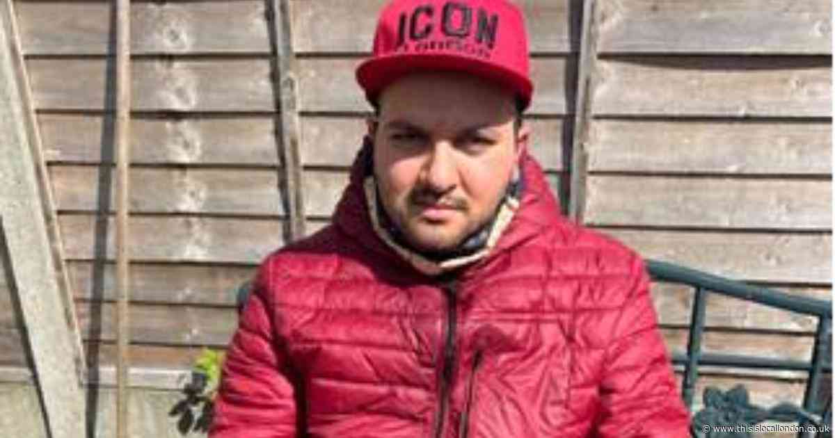 Police concerned for man in ‘Christmas hat’ missing from Croydon - call 999 if seen