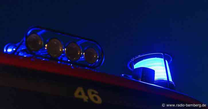 Feuer in Wohnung: Frau springt aus zweitem Stock