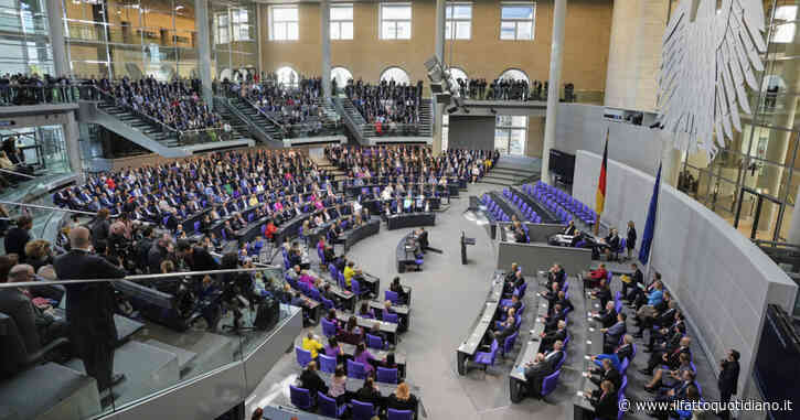 Merz bocciato al Bundestag, cosa accade ora: altri due voti con il rischio elezioni anticipate (e Afd è in testa ai sondaggi)