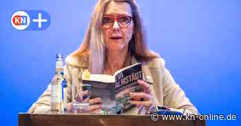 Lesung in Kiel: Eva Almstädt stellt auf Theaterfrachter "Ostseedämmerung" vor