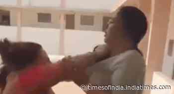 Slaps, screams, and smashed phones: MP school principal, librarian clash on camera