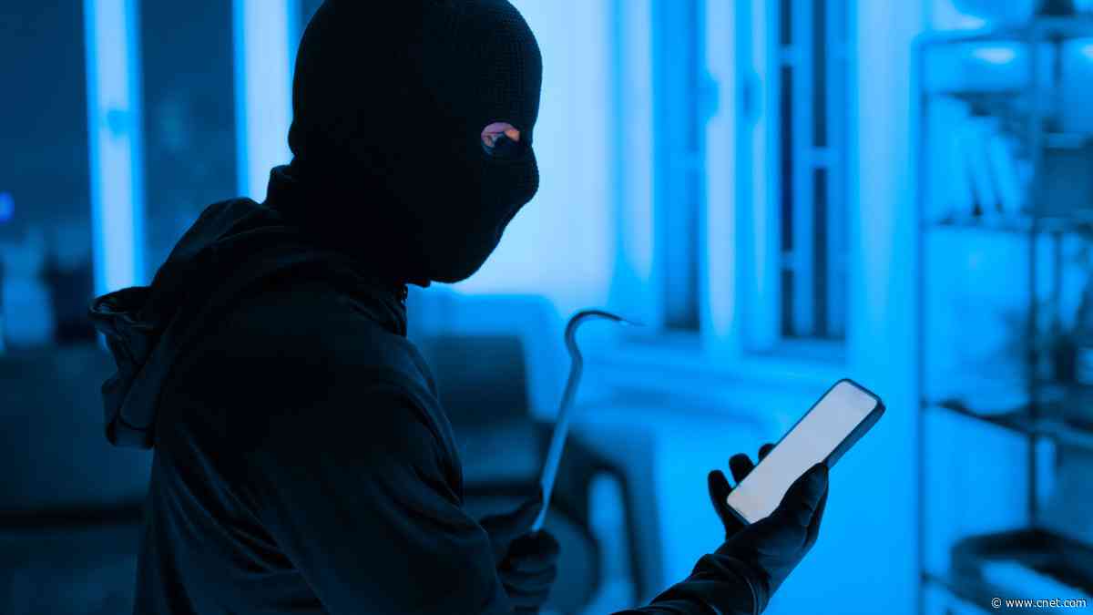 Can Burglars Use Wi-Fi Jammers on Your Home Security? Here Are the Facts