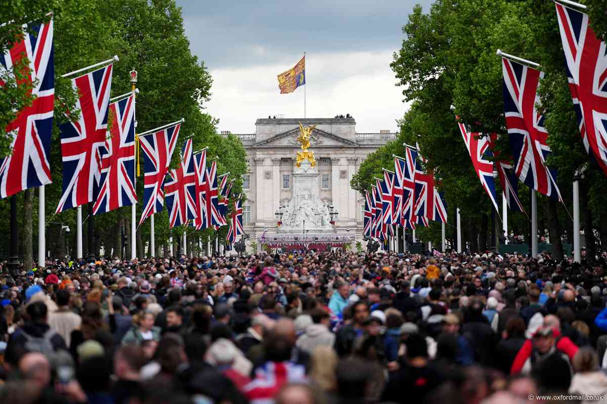 All the landmarks across the UK lighting up to mark VE Day this evening