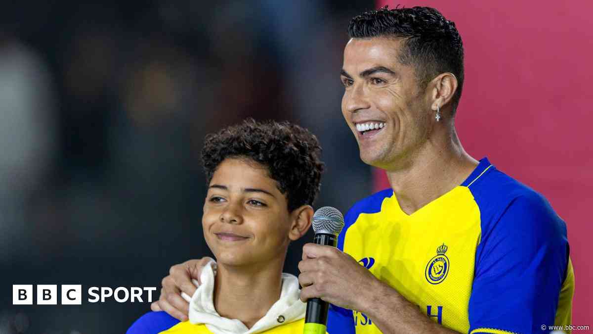 Ronaldo&#39;s son gets first Portugal Under-15s call-up