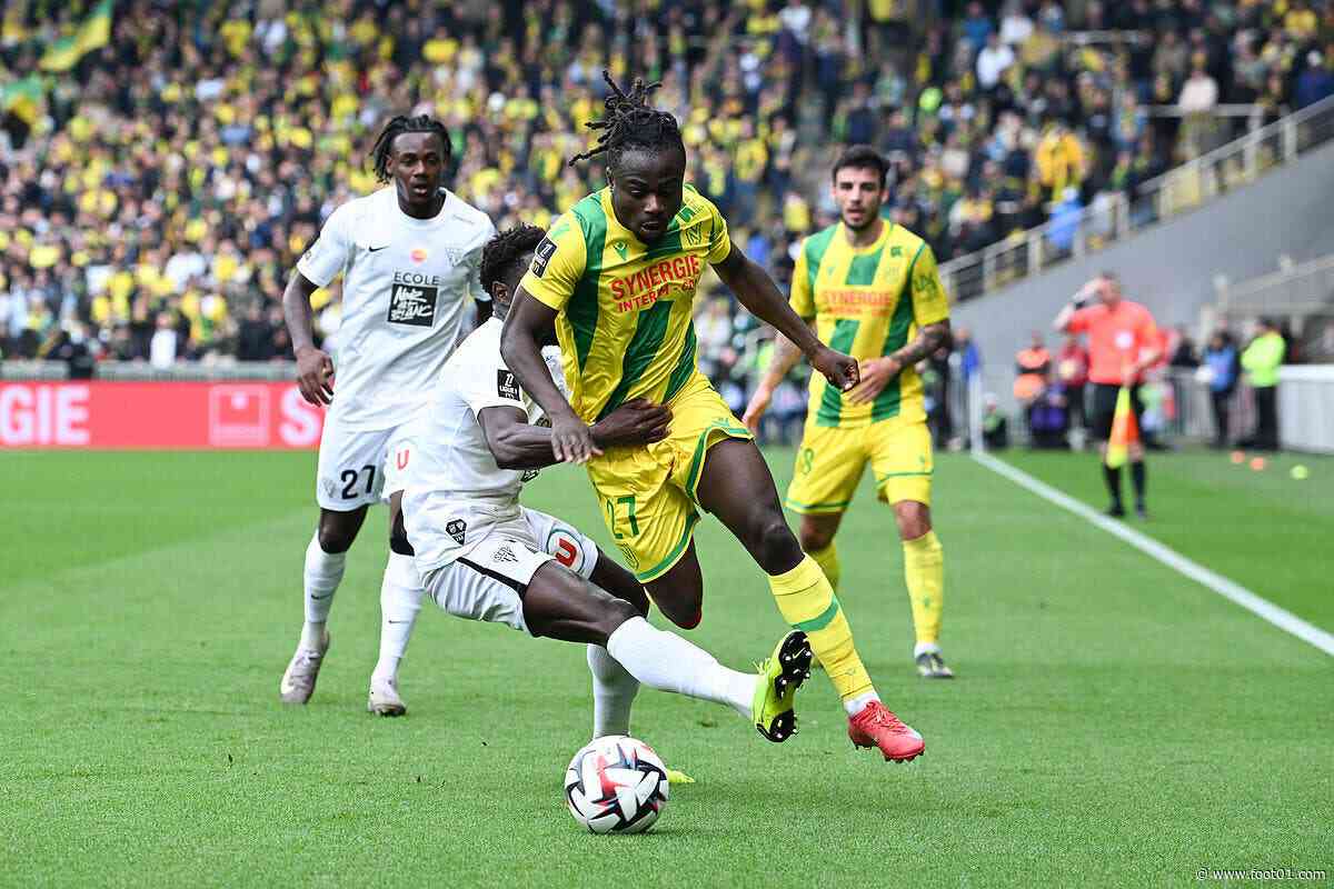 10ME pour Moses Simon, l'OM fixe une condition