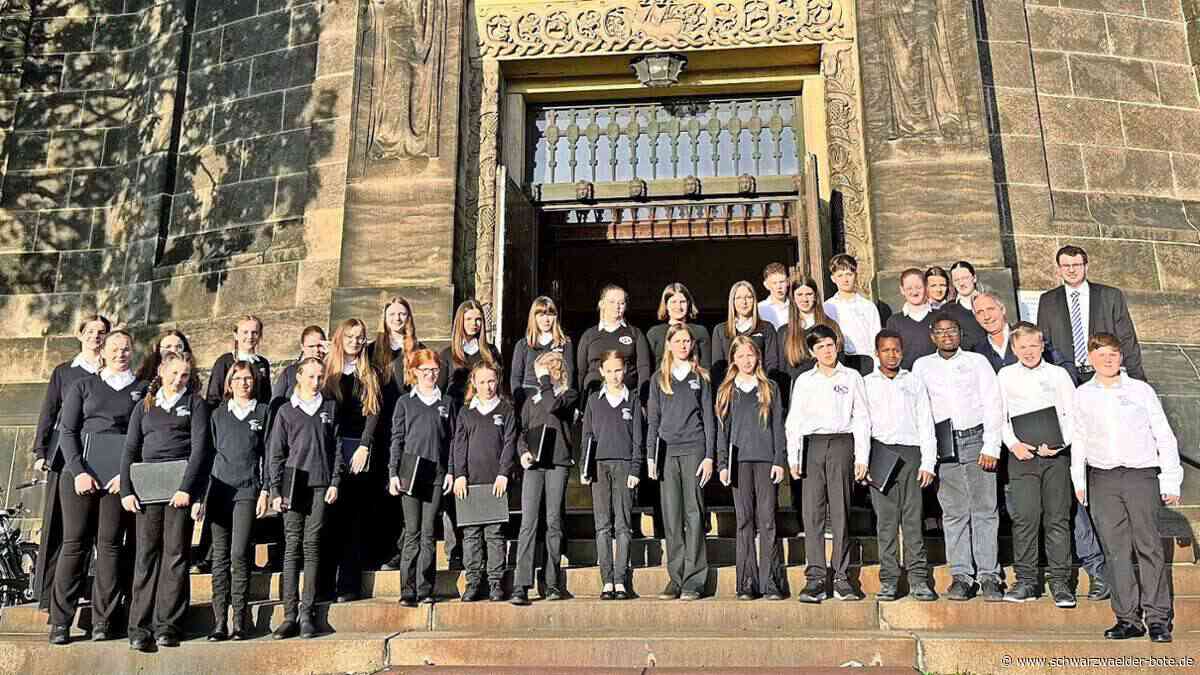 Altensteiger Chor: Kinder singen für nepalesische Schüler