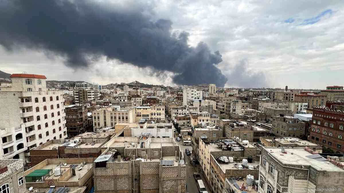 Jemen: Israel bombardiert Flughafen von Sanaa