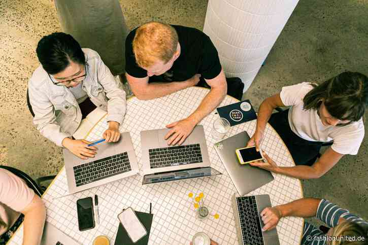 Parloa: Berliner KI-Start-up erzielt Milliarden-Bewertung