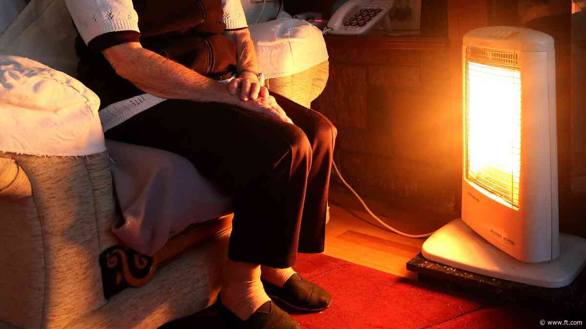 Downing Street rules out reversing cut to winter fuel payment