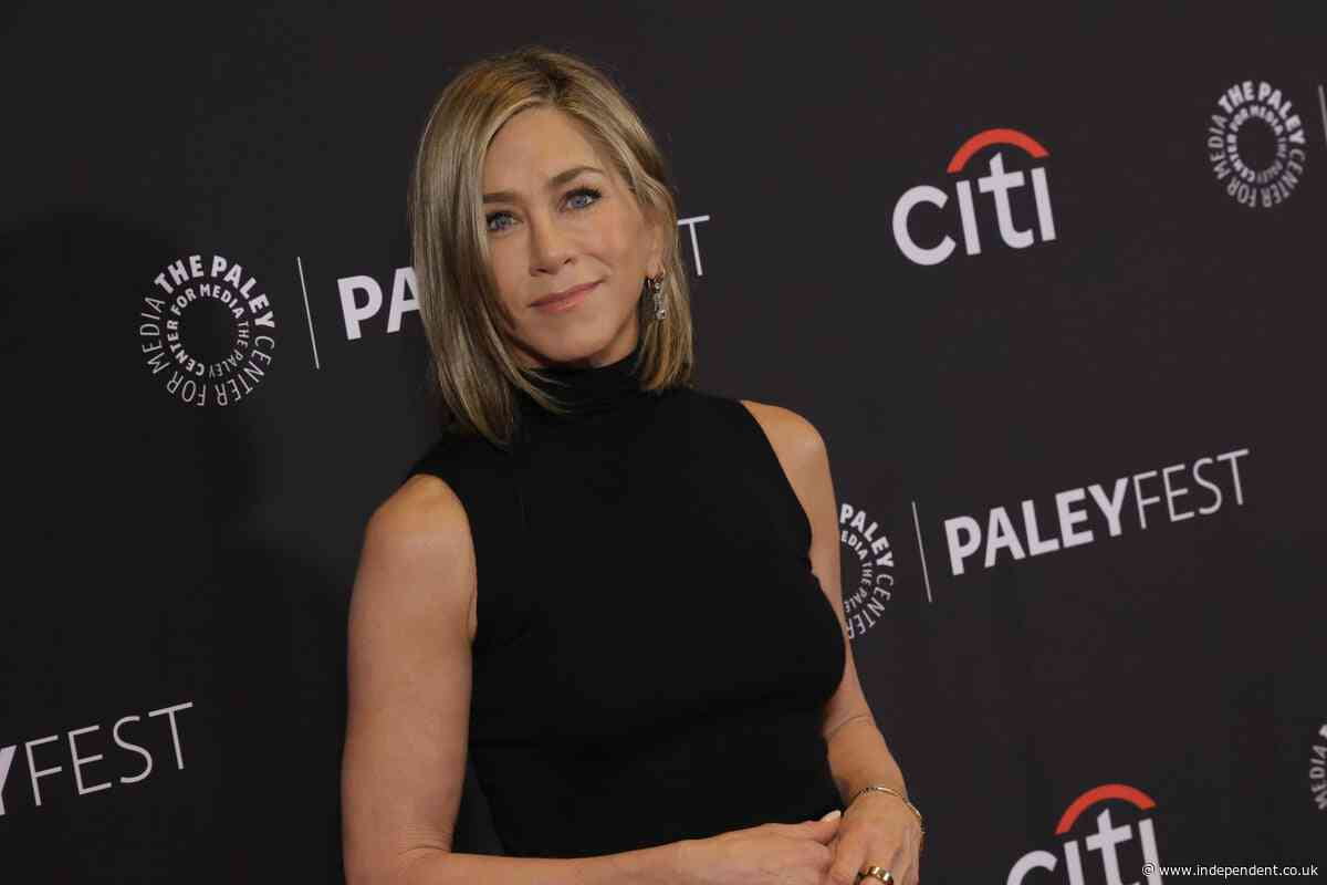 Suspect who plowed into front gate of Jennifer Aniston’s home faces felony vandalism charge