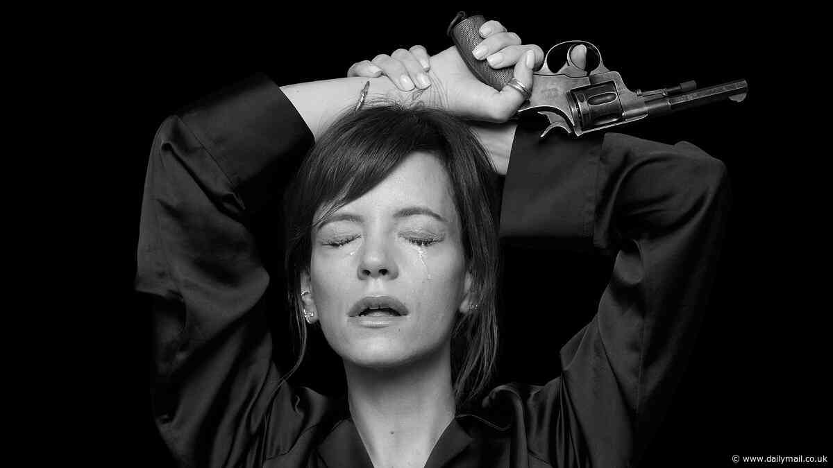 Lily Allen seen as destructive and betrayed Hedda Gabler for the first time in new stage adaptation