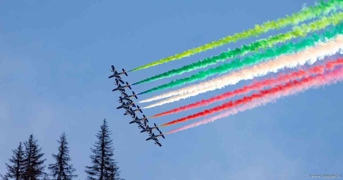 Drie vliegtuigen van Italiaans stuntteam raken elkaar in de lucht