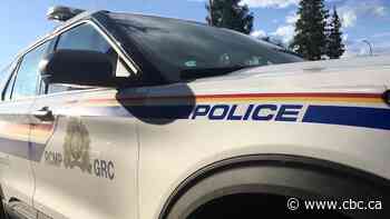 Man, 34, dead after head-on collision between SUV and semi