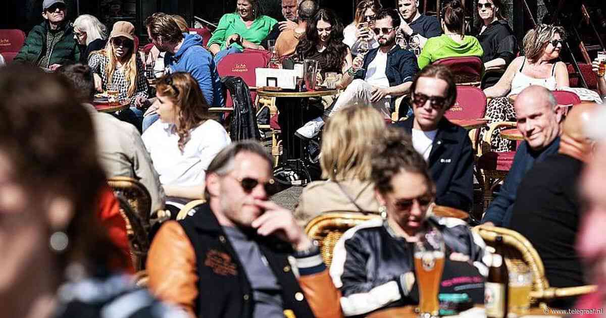 'Dan is het heerlijk weer om het terras op te zoeken'