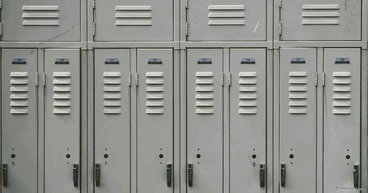 Bill to replace Math 3 with computer science passes NC committee