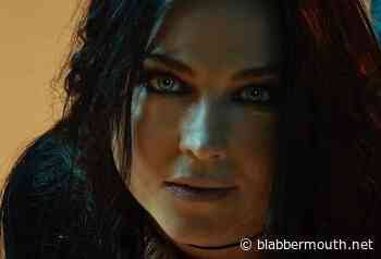 EVANESCENCE's AMY LEE Collaborates With HALSEY On New Song 'Hand That Feeds'