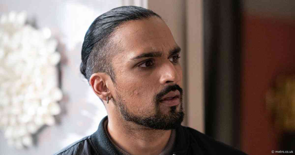 Killer Ravi in violent EastEnders showdown as he launches ferocious attack