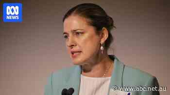 Live: Julie Collins projected to win Franklin, taking Labor's confirmed seat count to 87