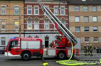 FW-E: Küchenbrand in einer Dachgeschosswohnung - zwei verletzte Personen
