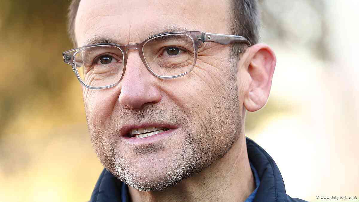 Adam Bandt election results and latest on Melbourne, Kooyong, Bradfield: Devastating new projection for Greens MP