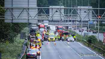 Zes gewonden bij verkeersongeval A20, drie mensen aangehouden