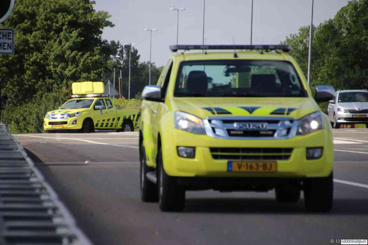 Botsing tussen auto en busje op kruising N33 bij Appingedam