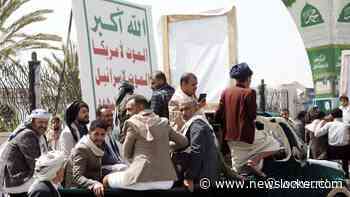 VS stoppen bombarderen Houthi's in Jemen, Oman bemiddelt wapenstilstand