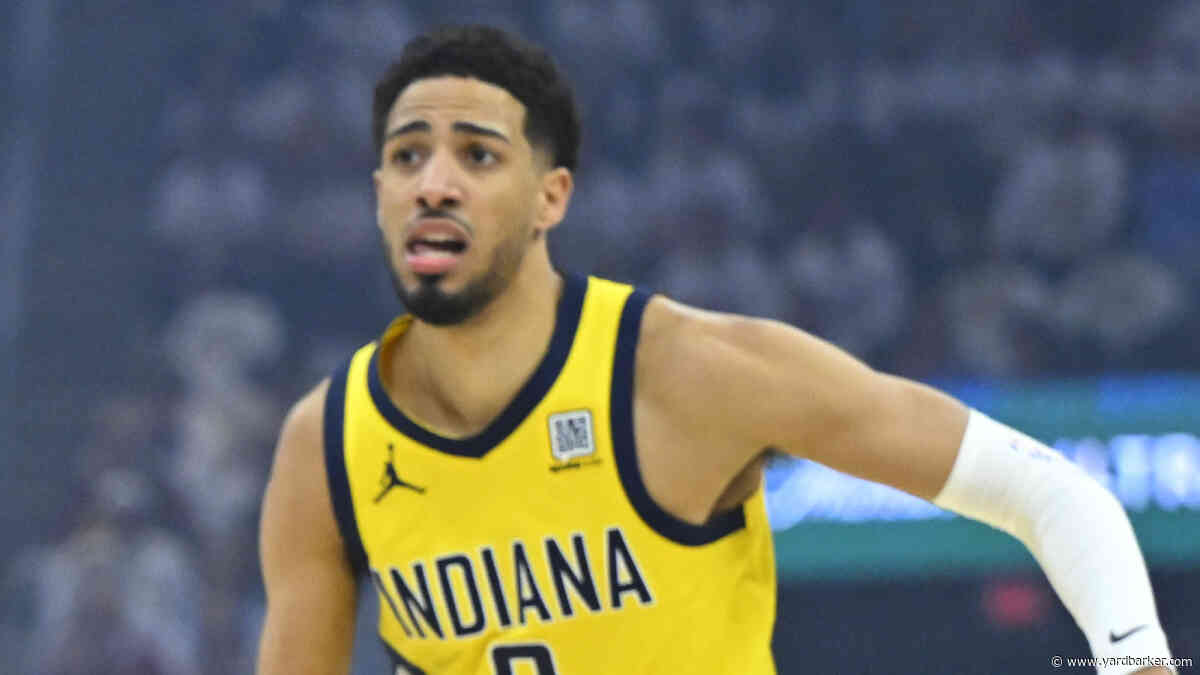 Tyrese Haliburton playing through apparent wrist injury in Game 2