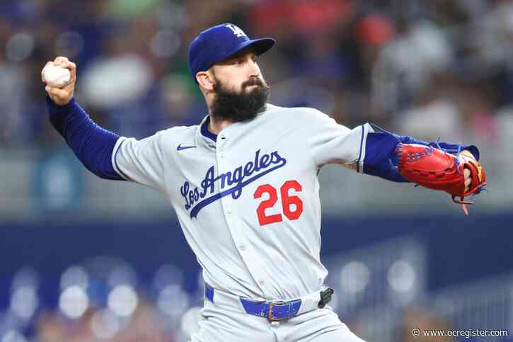 Dodgers fall to Marlins in 10 innings