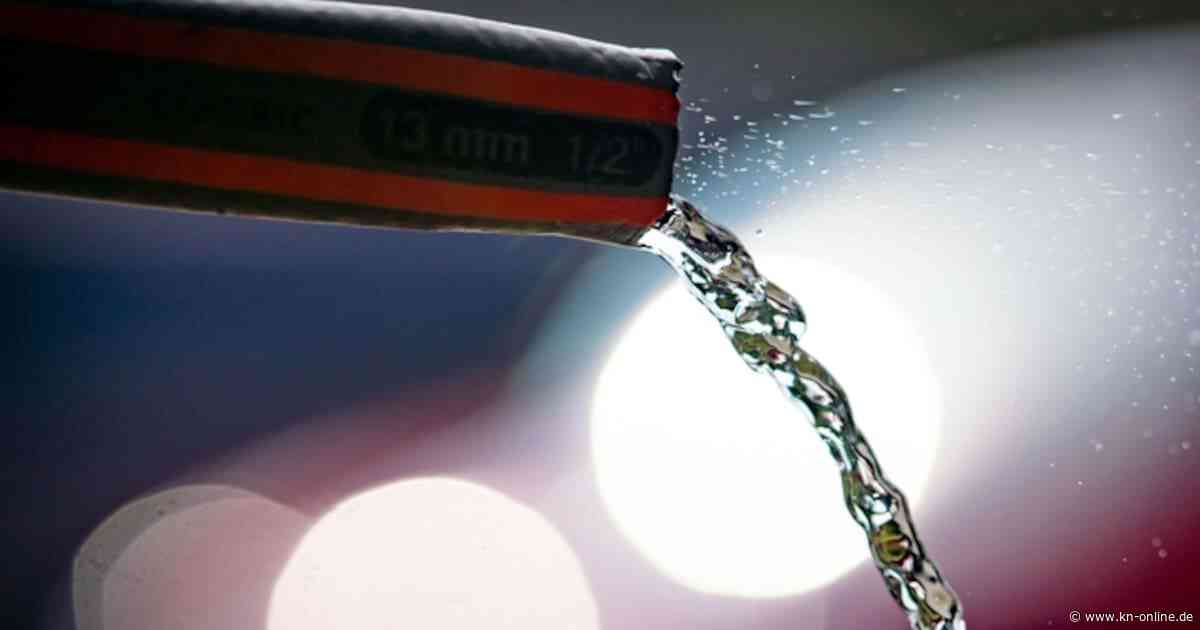Labortests von Brunnenwasser in Neumünster: Wasserqualität bereitet Sorgen