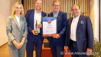 Lummense bouwfirma wint De Fakkel voor beste familiebedrijf: “Een prestigieuze onderscheiding”