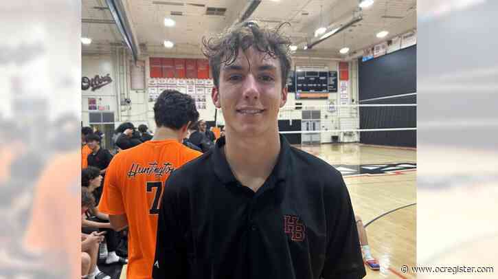 Huntington Beach volleyball sweeps Redondo in Division 1 playoffs